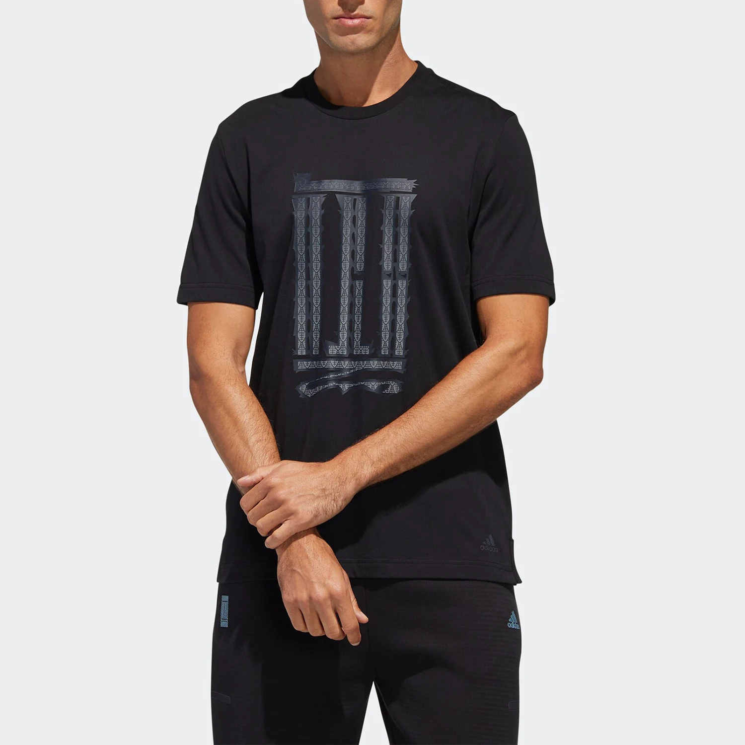 Adidas Genuine Seasonal, новая мужская дышащая футболка с круглым вырезом и короткими рукавами Wuji GL8191
Adidas Genuine Seasonal, новая мужская дышащая футболка с круглым вырезом и короткими рукавами Wuji GL8191