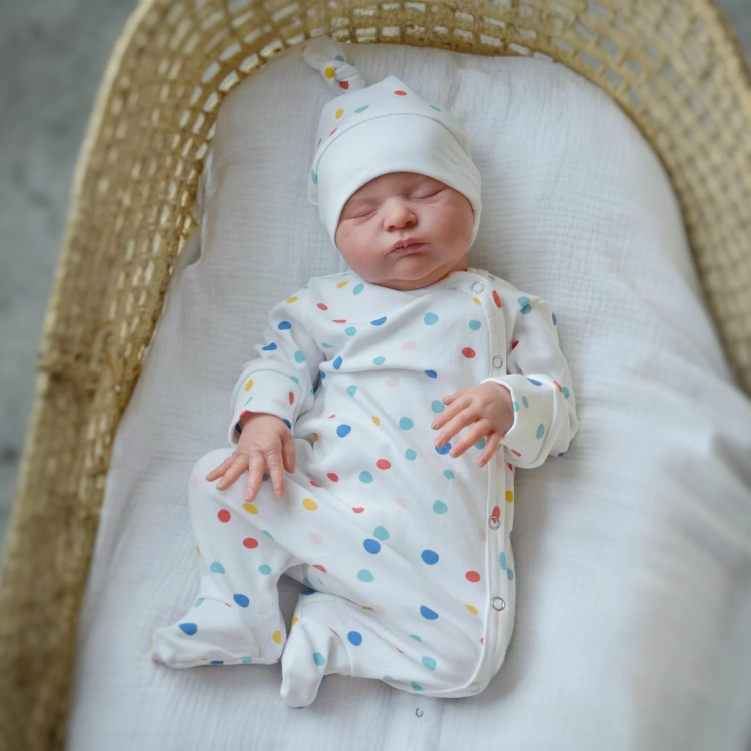 50 СМ Asleep Cute Reborn Baby Doll с 3D-кожей и видимыми венами Игрушка для девочек Виниловые конечности Ткань Body Kid Art Bebe Collection
50 СМ Asleep Cute Reborn Baby Doll с 3D-кожей и видимыми венами Игрушка для девочек Виниловые конечности Ткань Body Kid Art Bebe Collection