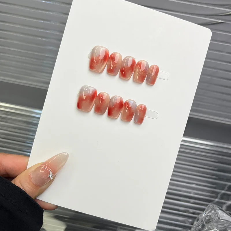 10pcs Handmade Nails Short Press-on High-quality Nails with Amber Glass Beads and A Cat-eye Gradient Effect—perfect for Girls
10pcs Handmade Nails Short Press-on High-quality Nails with Amber Glass Beads and A Cat-eye Gradient Effect—perfect for Girls