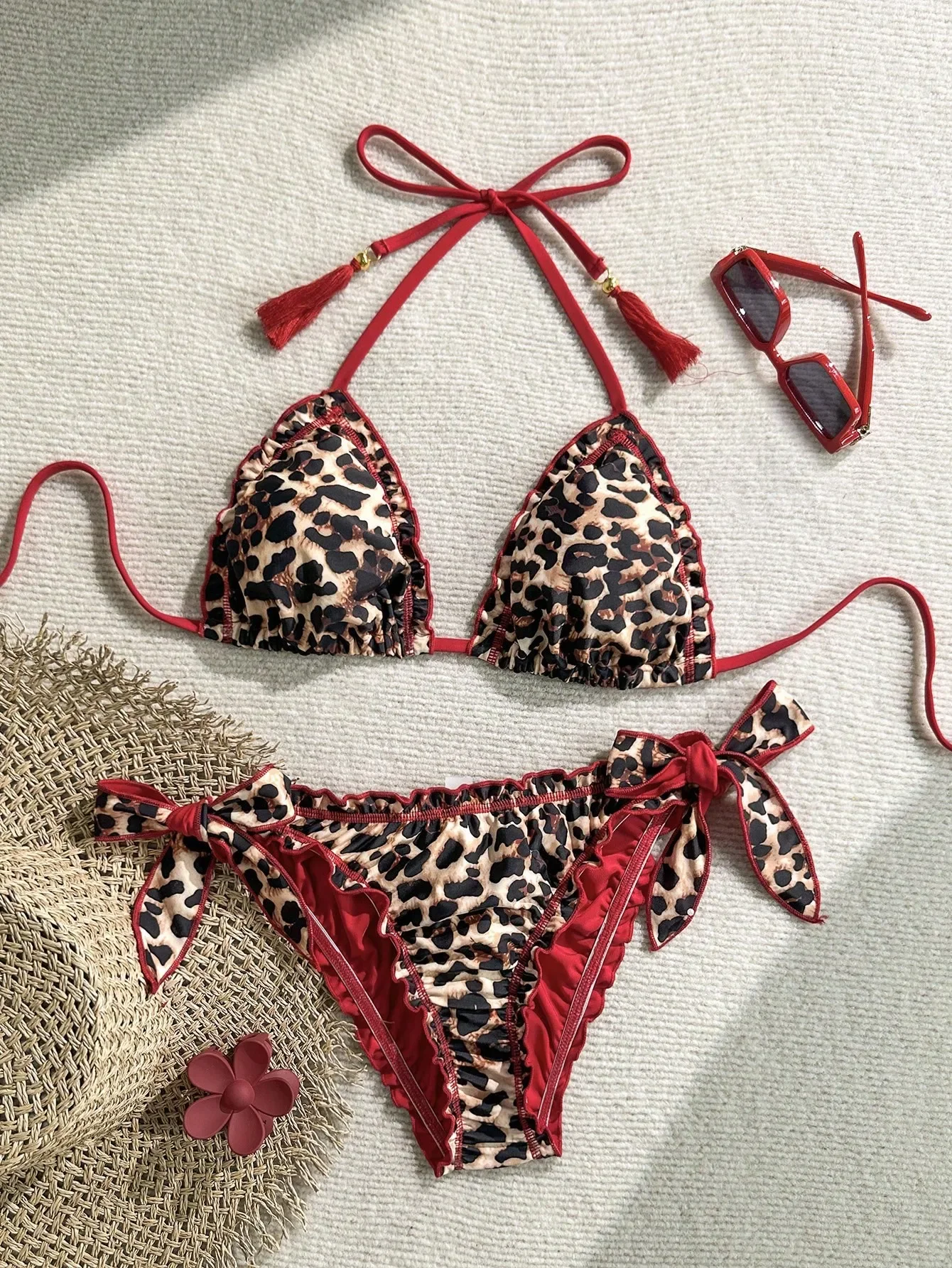 Women's Retro Colorful Leopard, Zebra, Floral Print Ruffled Halter Neck Tie Tassel Decor Beach Bikini Set Summer Vacation Bathing Suit
Women's Retro Colorful Leopard, Zebra, Floral Print Ruffled Halter Neck Tie Tassel Decor Beach Bikini Set Summer Vacation Bathing Suit