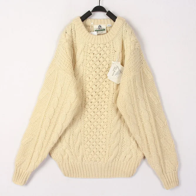 Винтажный осенне-зимний белый 3D-вязаный шерстяной кардиган свободного кроя с длинным рукавом и круглым вырезом, теплый термотоп
Винтажный осенне-зимний белый 3D-вязаный шерстяной кардиган свободного кроя с длинным рукавом и круглым вырезом, теплый термотоп