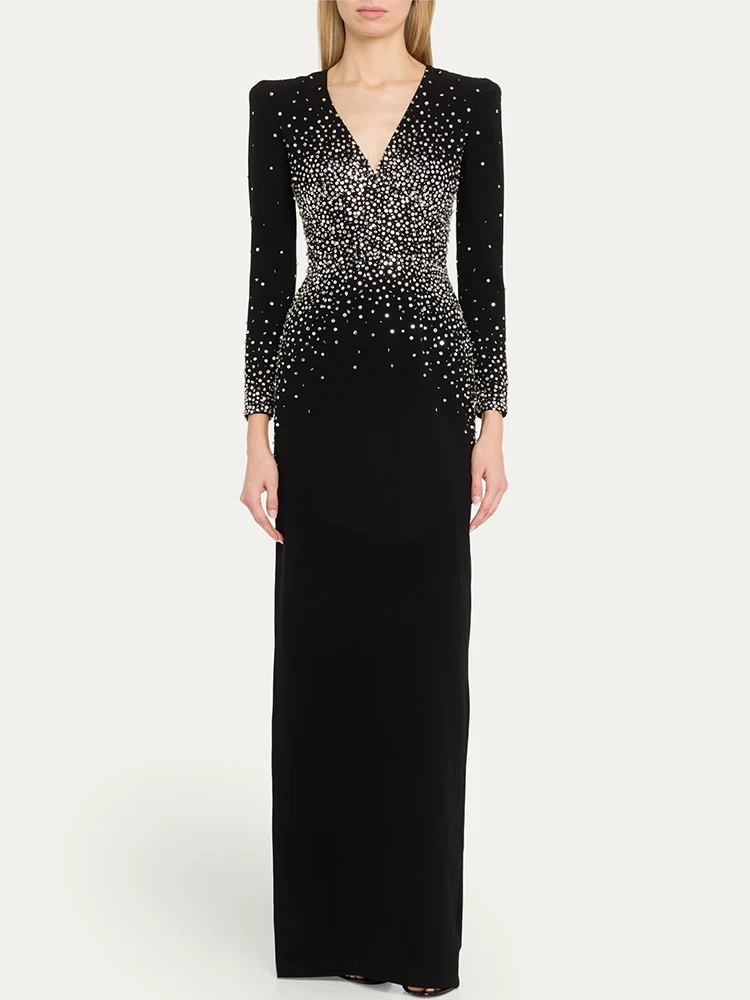 Elegant Black Pearl Bodycon Long Dress – Long Sleeve Evening Gown for Formal Gala & Red Carpet
Elegant Black Pearl Bodycon Long Dress – Long Sleeve Evening Gown for Formal Gala & Red Carpet