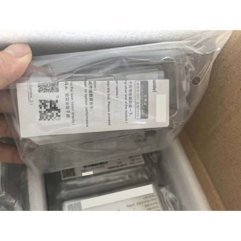 for Ruijie XG-SFP-SR-MM850 10GBASE-SR SFP+ Optical Module 850nm 300m LC MMF New Original
for Ruijie XG-SFP-SR-MM850 10GBASE-SR SFP+ Optical Module 850nm 300m LC MMF New Original