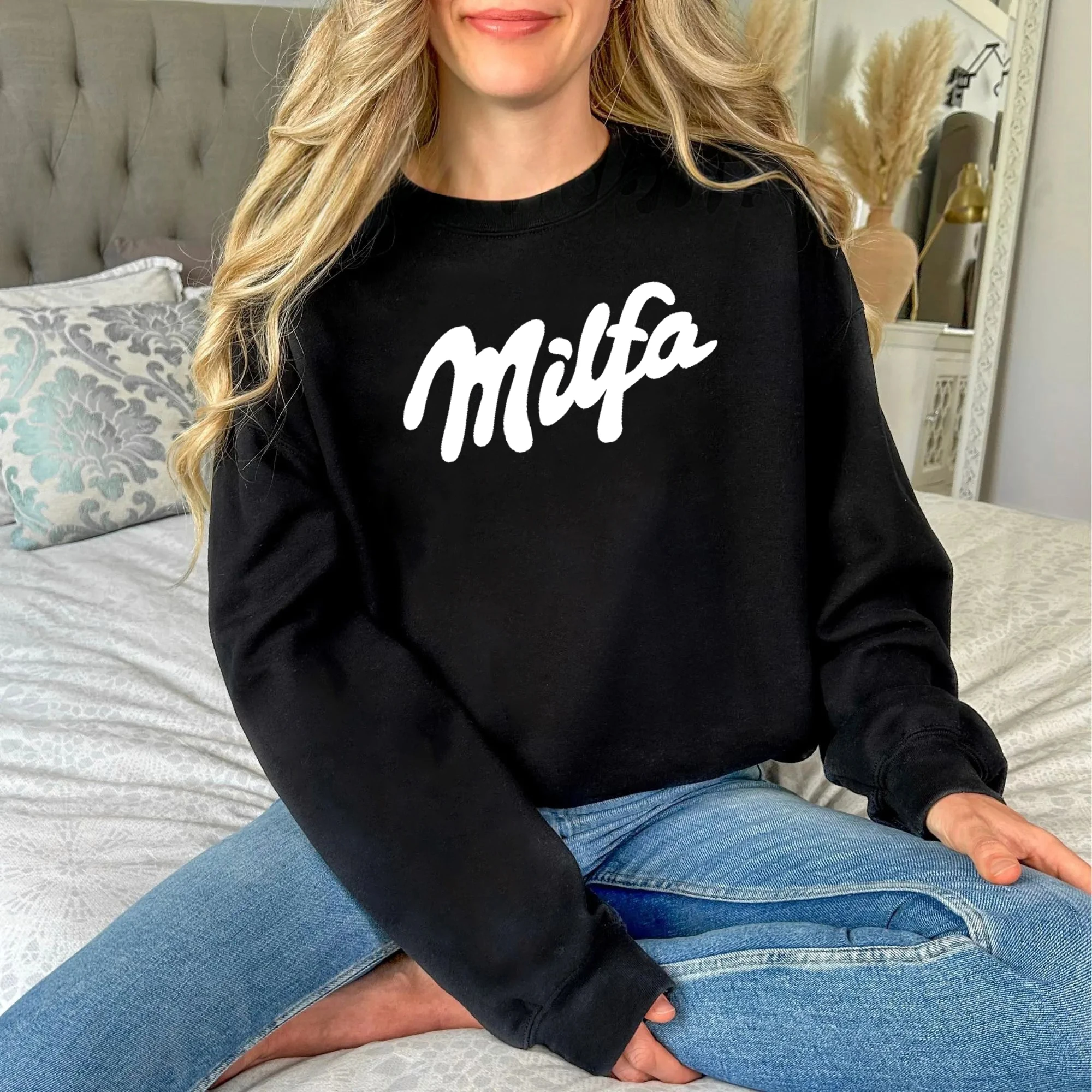 Milfa White Art Letter Print женский пуловер Harajuku флисовые толстовки с круглым вырезом модная одежда унисекс цветная свободная уличная одежда
Milfa White Art Letter Print женский пуловер Harajuku флисовые толстовки с круглым вырезом модная одежда унисекс цветная свободная уличная одежда