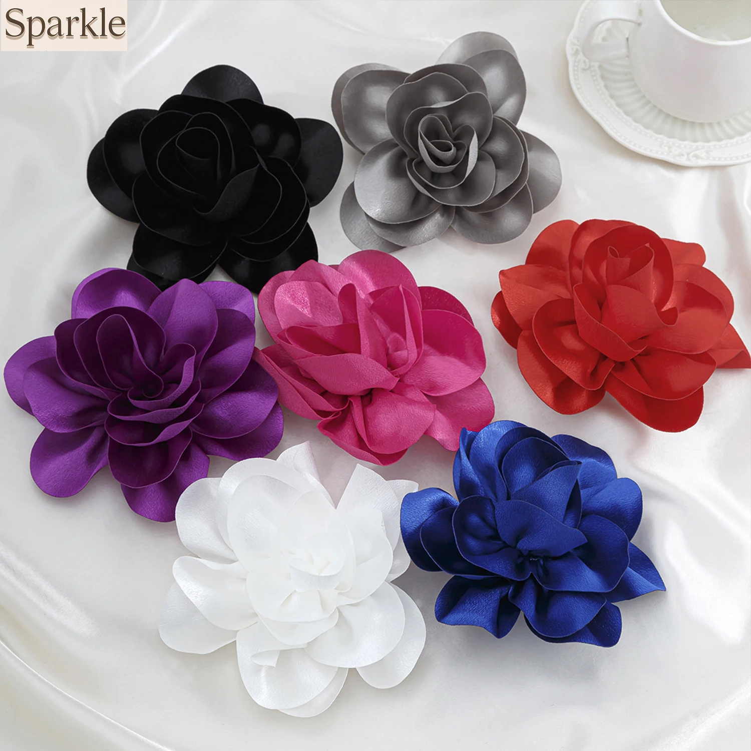 Elegant Big Satin Rose Flower Brooch Fashion Charm for Women Wedding Party Banquet Body Jewelry
Elegant Big Satin Rose Flower Brooch Fashion Charm for Women Wedding Party Banquet Body Jewelry