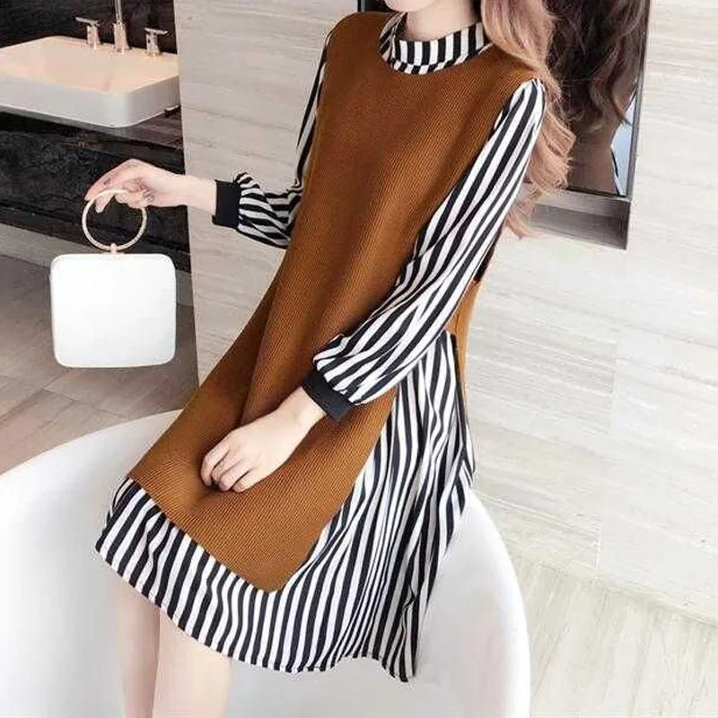 Fashion Korean Striped Spliced Dresses Women's Clothing Autumn Winter Elegant Loose Female Stand Collar Two Piece Set Dress
Fashion Korean Striped Spliced Dresses Women's Clothing Autumn Winter Elegant Loose Female Stand Collar Two Piece Set Dress