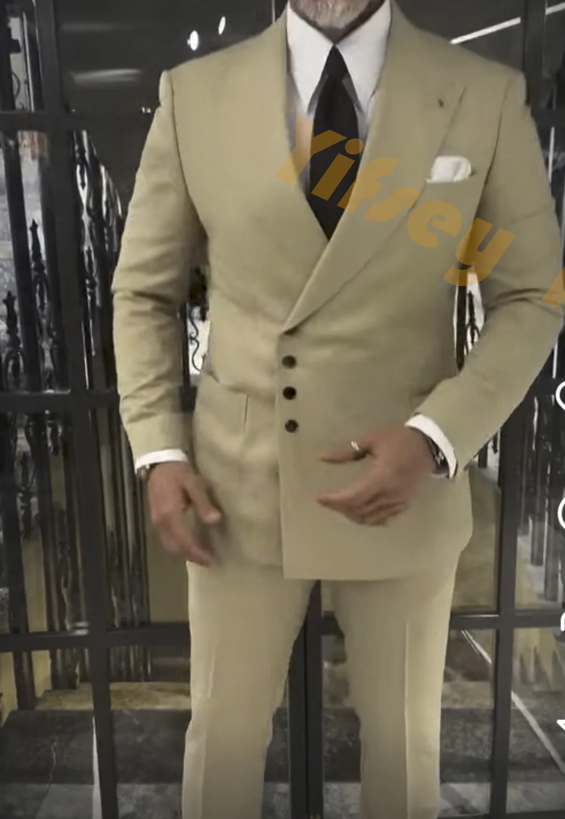 Champagne Jacket Pants Men Suits Sets Formal Wedding Groom Custom Daily Outfits Male Clothing Blazer Trousers Tailor-Made Coat
Champagne Jacket Pants Men Suits Sets Formal Wedding Groom Custom Daily Outfits Male Clothing Blazer Trousers Tailor-Made Coat