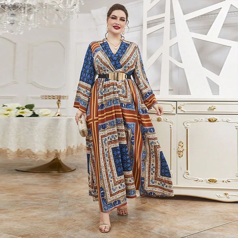 Middle East Muslim fashion temperament elegant print large size dress Dubai Arabian robe simple temperament elegant resort style
Middle East Muslim fashion temperament elegant print large size dress Dubai Arabian robe simple temperament elegant resort style
