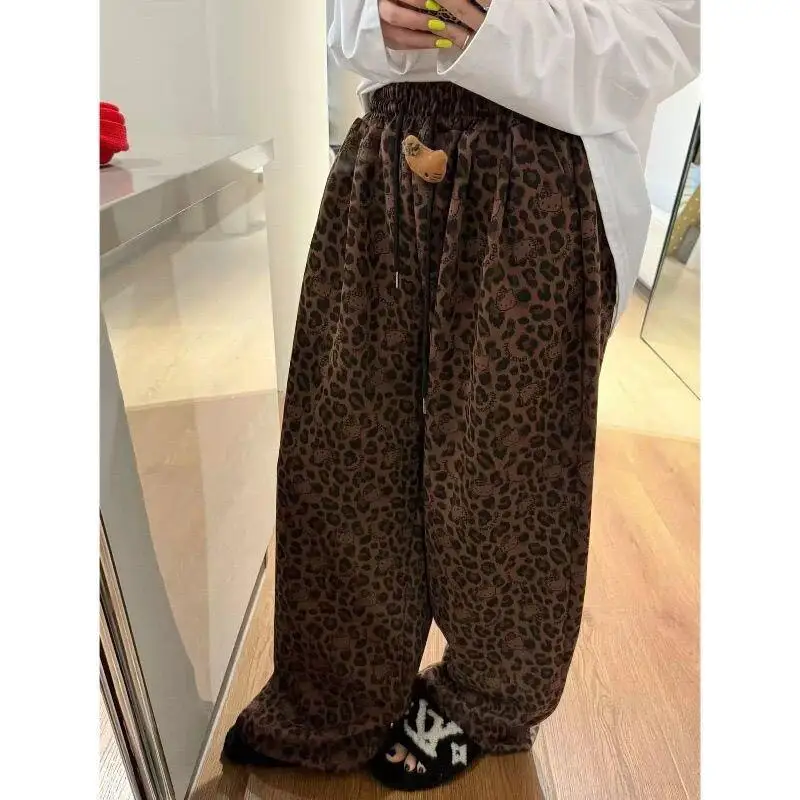 Два штана до щиколотки Kawaii Anime Fashion Casual Sanrio Hello Kitty на шнурке Ленивый стиль Теплый костюм для женщин Брючные комплекты Брюки
Два штана до щиколотки Kawaii Anime Fashion Casual Sanrio Hello Kitty на шнурке Ленивый стиль Теплый костюм для женщин Брючные комплекты Брюки