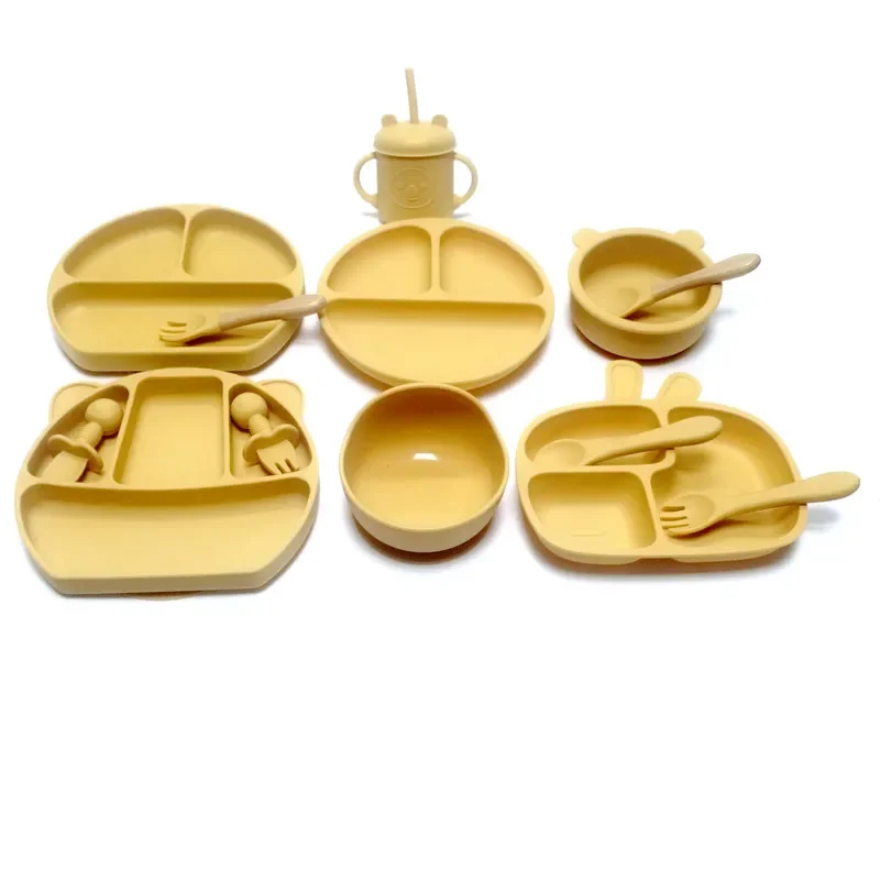 Silicone Divided Dinner Plate Wooden Handle Fork Spoon Set Silicone Cutlery Plate Fork Spoon Set Strong Suction Drop Proof
Silicone Divided Dinner Plate Wooden Handle Fork Spoon Set Silicone Cutlery Plate Fork Spoon Set Strong Suction Drop Proof