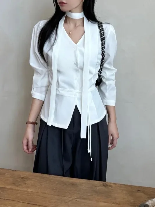 Women's Shirt V-Neck Fashionable Hanging Neck Design Slimming Waistline Korean Style Premium Quality Short Sleeve Business Ca...
Women's Shirt V-Neck Fashionable Hanging Neck Design Slimming Waistline Korean Style Premium Quality Short Sleeve Business Ca...