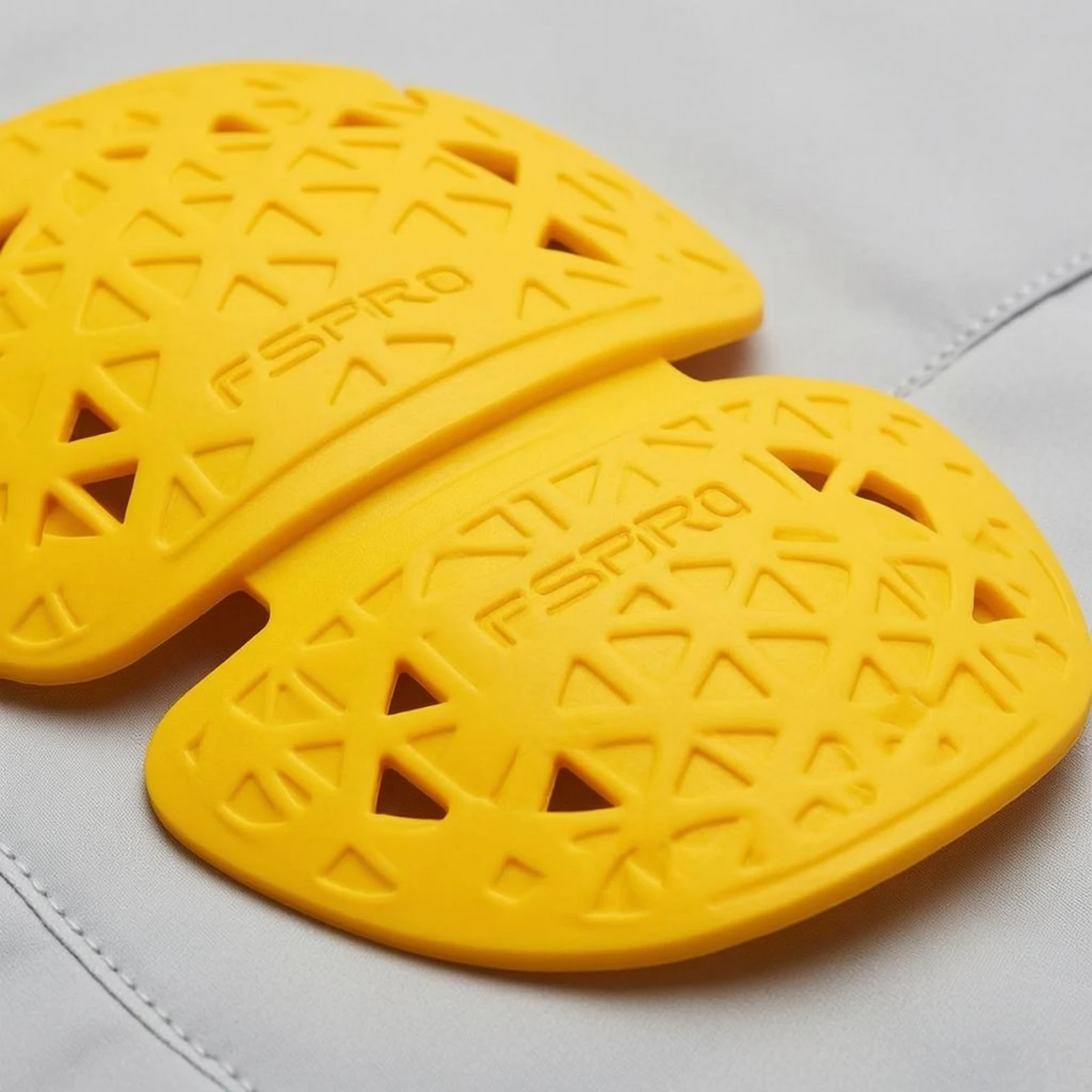 Motorcycle Knee Protectors Perforated Body Protection
Motorcycle Knee Protectors Perforated Body Protection