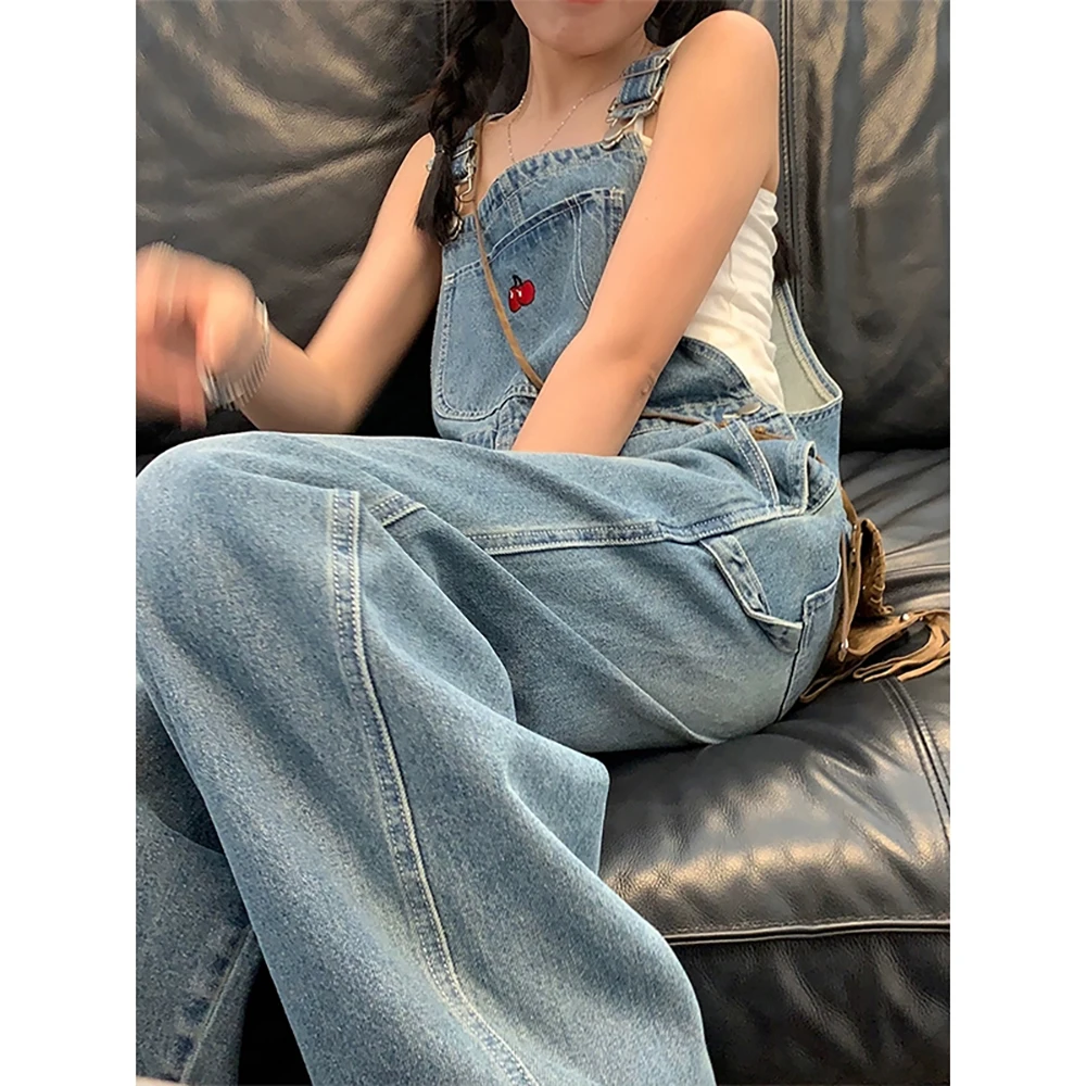 Oversize Women Denim Overalls Strap Pants 2023 Spring Autumn Cherry Embroidery Blue Jeans Straight Loose Female Jumpsuit
Oversize Women Denim Overalls Strap Pants 2023 Spring Autumn Cherry Embroidery Blue Jeans Straight Loose Female Jumpsuit