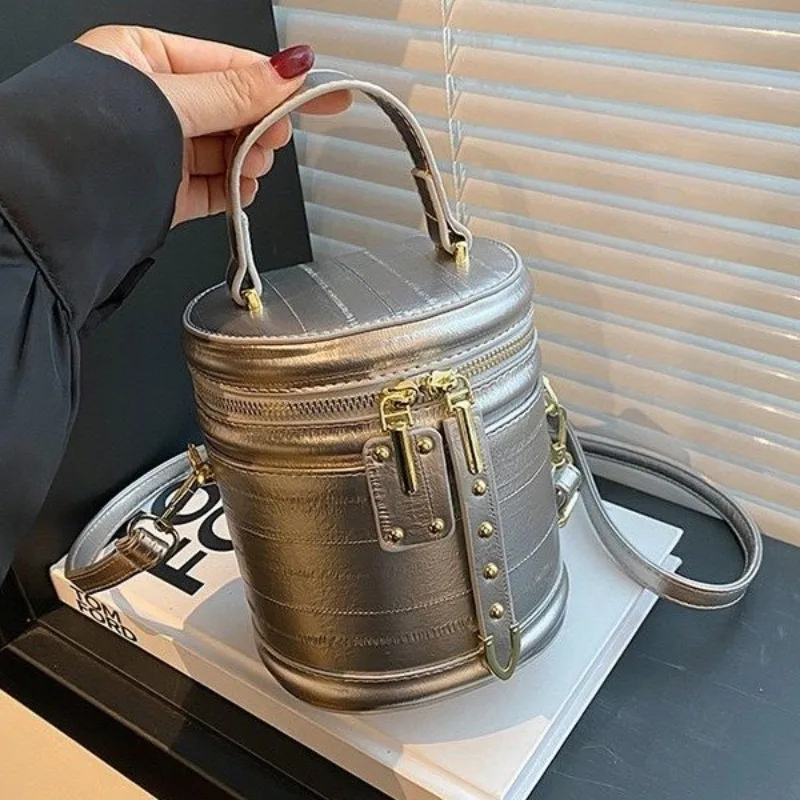 Women's Designer Diaper Bag Elegant Crossbody Handbag Luxury Minimalist Tote Vintage Leather For A Timeless Stylish Look
Women's Designer Diaper Bag Elegant Crossbody Handbag Luxury Minimalist Tote Vintage Leather For A Timeless Stylish Look