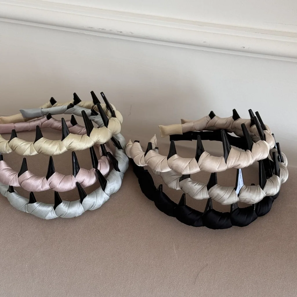 Women Hair Accessory Handcrafted Volume Boosting Hair Hoop Minimalist Hair Hoop Fluffy For Skincare Face Washing Commuting
Women Hair Accessory Handcrafted Volume Boosting Hair Hoop Minimalist Hair Hoop Fluffy For Skincare Face Washing Commuting