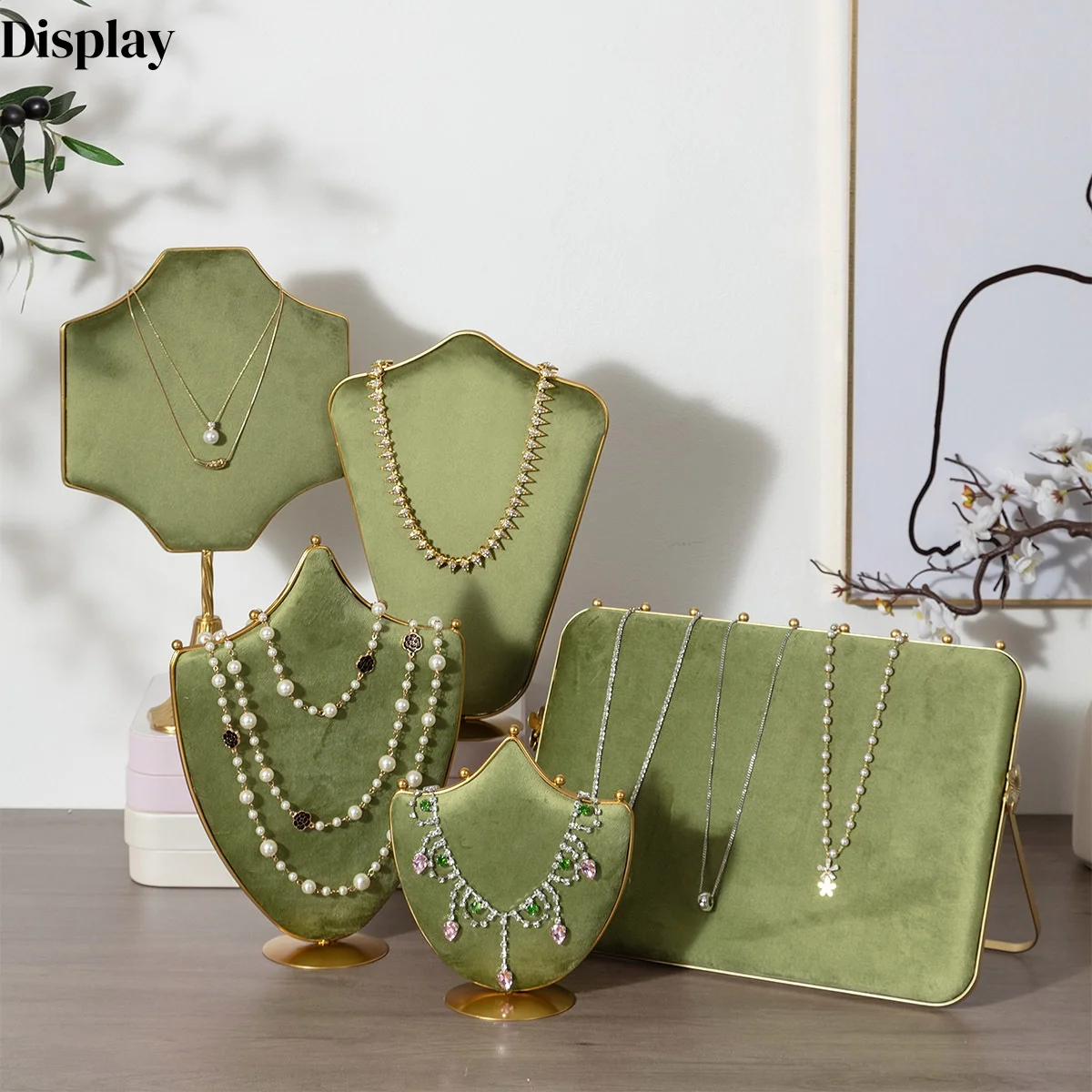 Multiple Styles of Plush Velvet Jewelry Displays - Organizer Stands and Trays for Full Set Showcase
Multiple Styles of Plush Velvet Jewelry Displays - Organizer Stands and Trays for Full Set Showcase