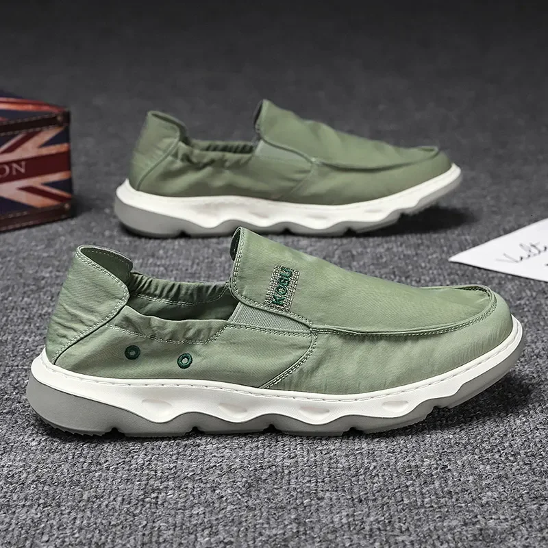 Brand Designer Casual Shoes Four Seasons New Ice Silk Men's Youth Outdoor Sports Sneaker Cloth Fashion Slip-On Lazy Boots
Brand Designer Casual Shoes Four Seasons New Ice Silk Men's Youth Outdoor Sports Sneaker Cloth Fashion Slip-On Lazy Boots