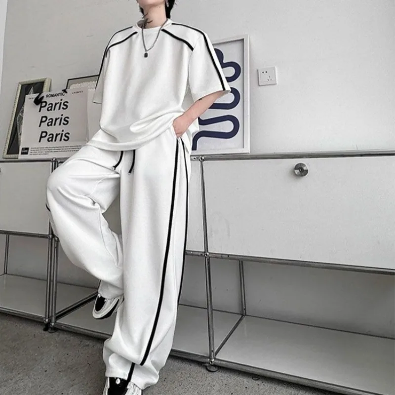 Niche Contrast Color Edging Design Sense Men Autumn Short Sleeve T Shirt Set Korean Style Straight Leg Pants Casual Two Piece
Niche Contrast Color Edging Design Sense Men Autumn Short Sleeve T Shirt Set Korean Style Straight Leg Pants Casual Two Piece