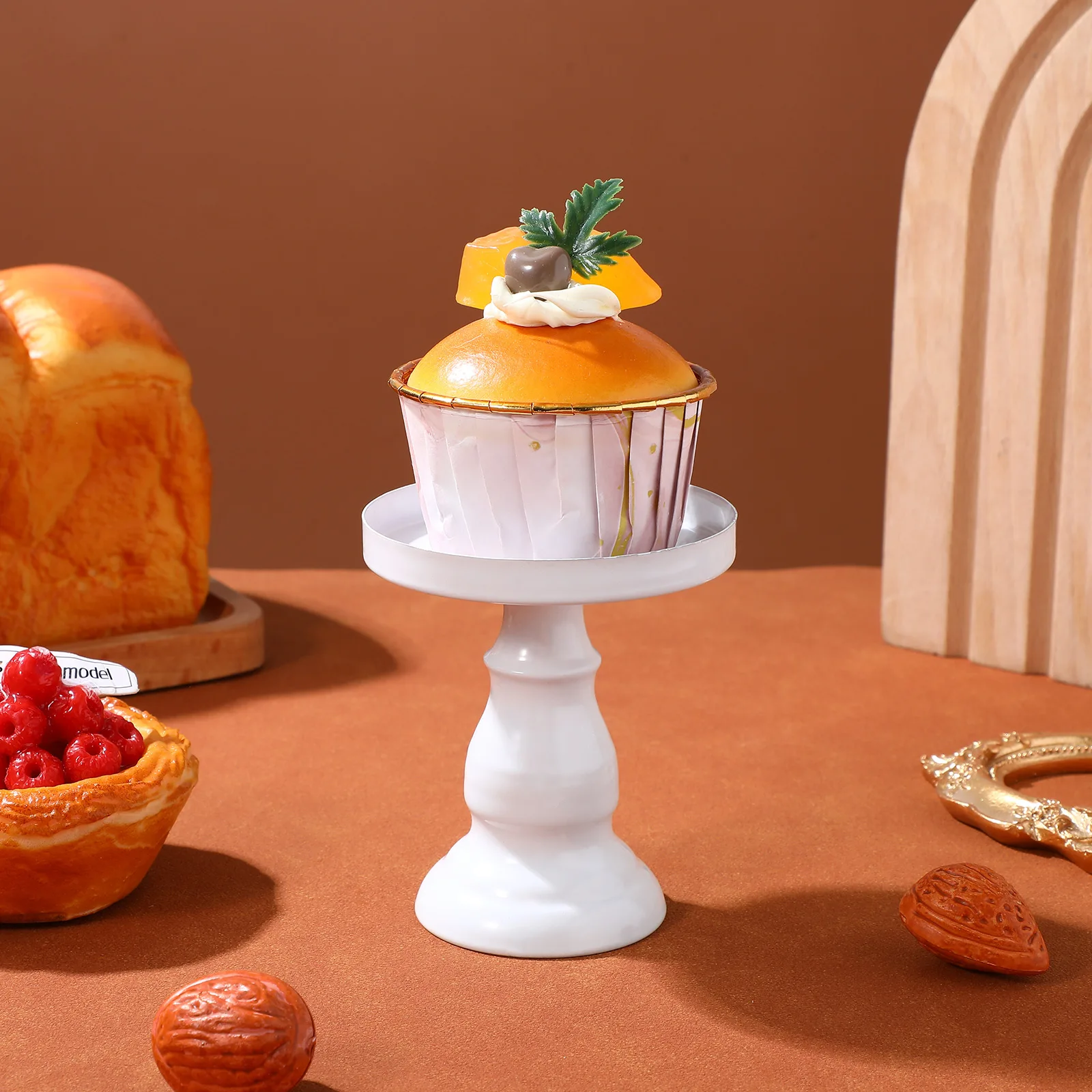 Single White Cake Stand Premium Alloy Tall Dessert Holder Wedding Birthday Party Tray Display Kitchen Bar Accessories
Single White Cake Stand Premium Alloy Tall Dessert Holder Wedding Birthday Party Tray Display Kitchen Bar Accessories