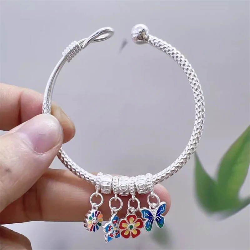 9999 sterling silver bracelet for women's new Chinese style fashion enamel butterfly solid rolled tail silver bracelet wholesale
9999 sterling silver bracelet for women's new Chinese style fashion enamel butterfly solid rolled tail silver bracelet wholesale