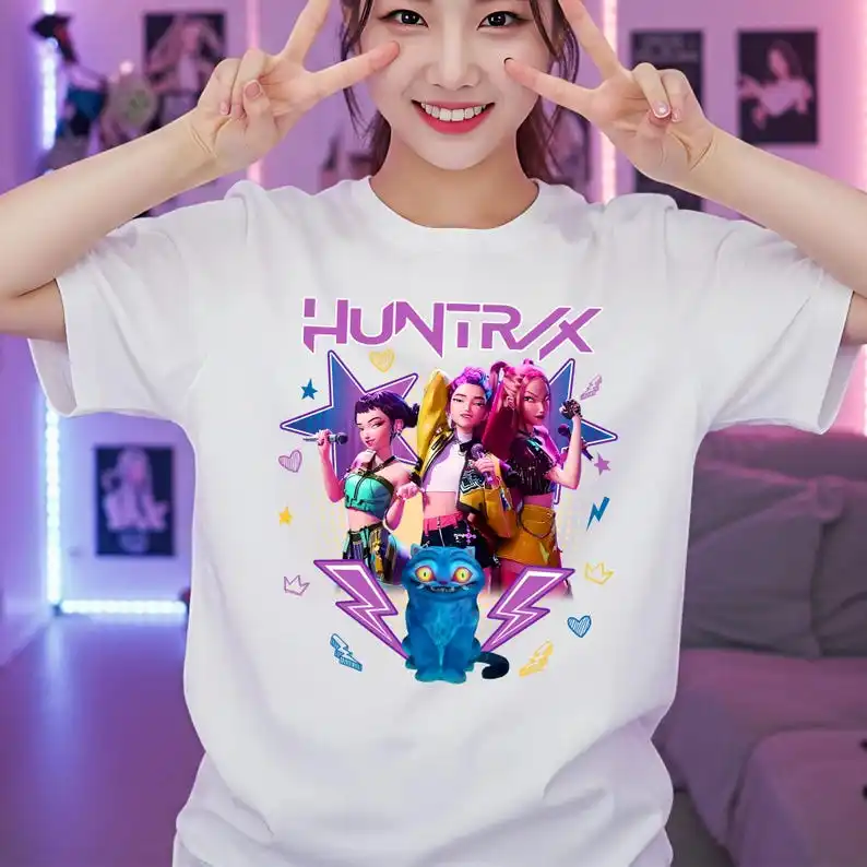 Kpop Летняя горячая распродажа Huntrix Demon Hunters Футболка Mira Rumi Joey с принтом фильма Мужчины Женщины Y2K Повседневные топы с короткими рукавами
Kpop Летняя горячая распродажа Huntrix Demon Hunters Футболка Mira Rumi Joey с принтом фильма Мужчины Женщины Y2K Повседневные топы с короткими рукавами