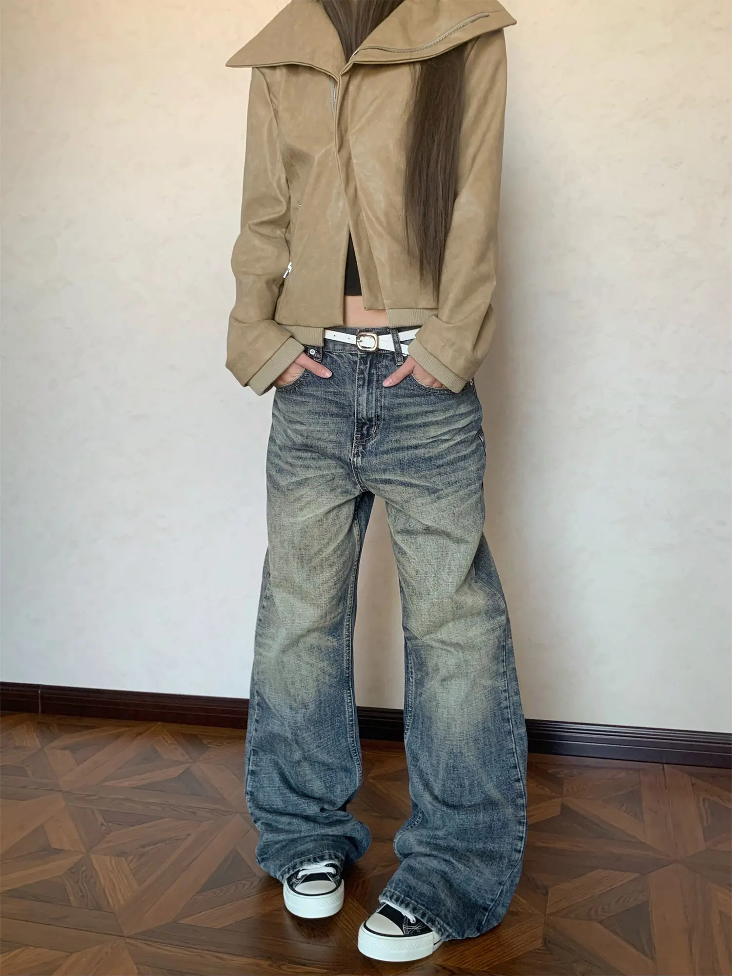 Retro Washed American High Street Loose Straight Leg Men's Jeans Vintage Feel Casual Wear All Seasons Classic Style
Retro Washed American High Street Loose Straight Leg Men's Jeans Vintage Feel Casual Wear All Seasons Classic Style
