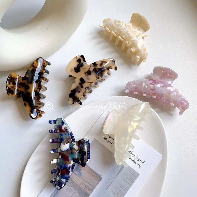 Korean Style Medium Acetate Hair Claw Half Up Back Head Holder Chunky Grip Women Girls Trendy Non Slip Essentials Accesorios
Korean Style Medium Acetate Hair Claw Half Up Back Head Holder Chunky Grip Women Girls Trendy Non Slip Essentials Accesorios