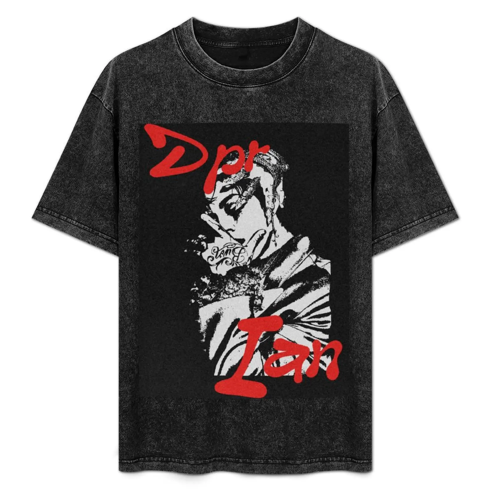 Dpr Ian (Christian Yu) Stencil T-Shirt Casual Loose Fit Short Sleeve T-Shirt
Dpr Ian (Christian Yu) Stencil T-Shirt Casual Loose Fit Short Sleeve T-Shirt