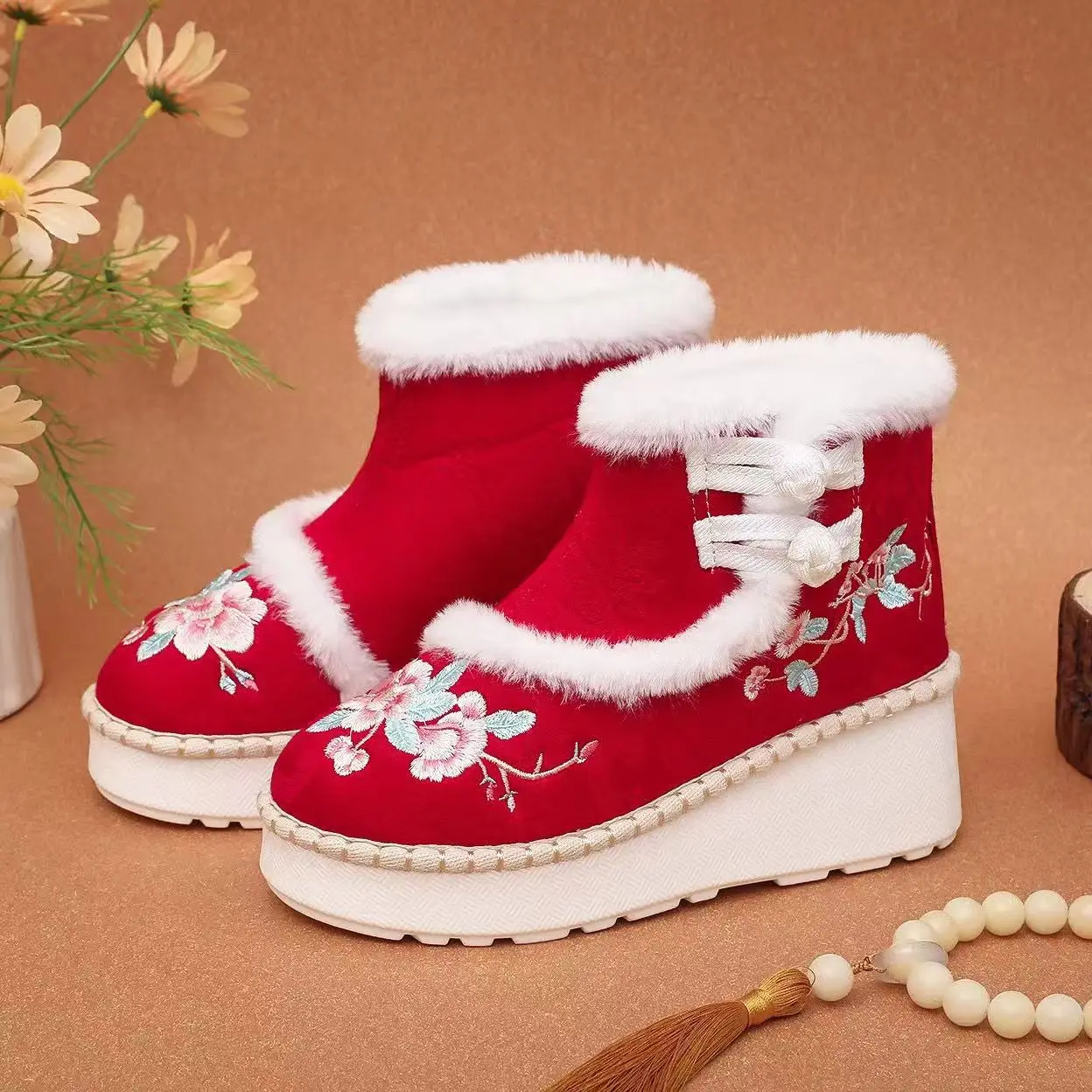 Women Wedges Embroidered Cotton Boots Thick Sole Non Slip Ethnic Style Winter New High Top Plush Keep Warm Ankle Hanfu Boots
Women Wedges Embroidered Cotton Boots Thick Sole Non Slip Ethnic Style Winter New High Top Plush Keep Warm Ankle Hanfu Boots