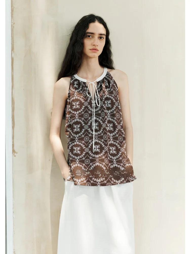 Женская блузка Amor Linen с этнической цветочной вышивкой, V-образным вырезом, поясом, свободного кроя, стандартной длины
Женская блузка Amor Linen с этнической цветочной вышивкой, V-образным вырезом, поясом, свободного кроя, стандартной длины