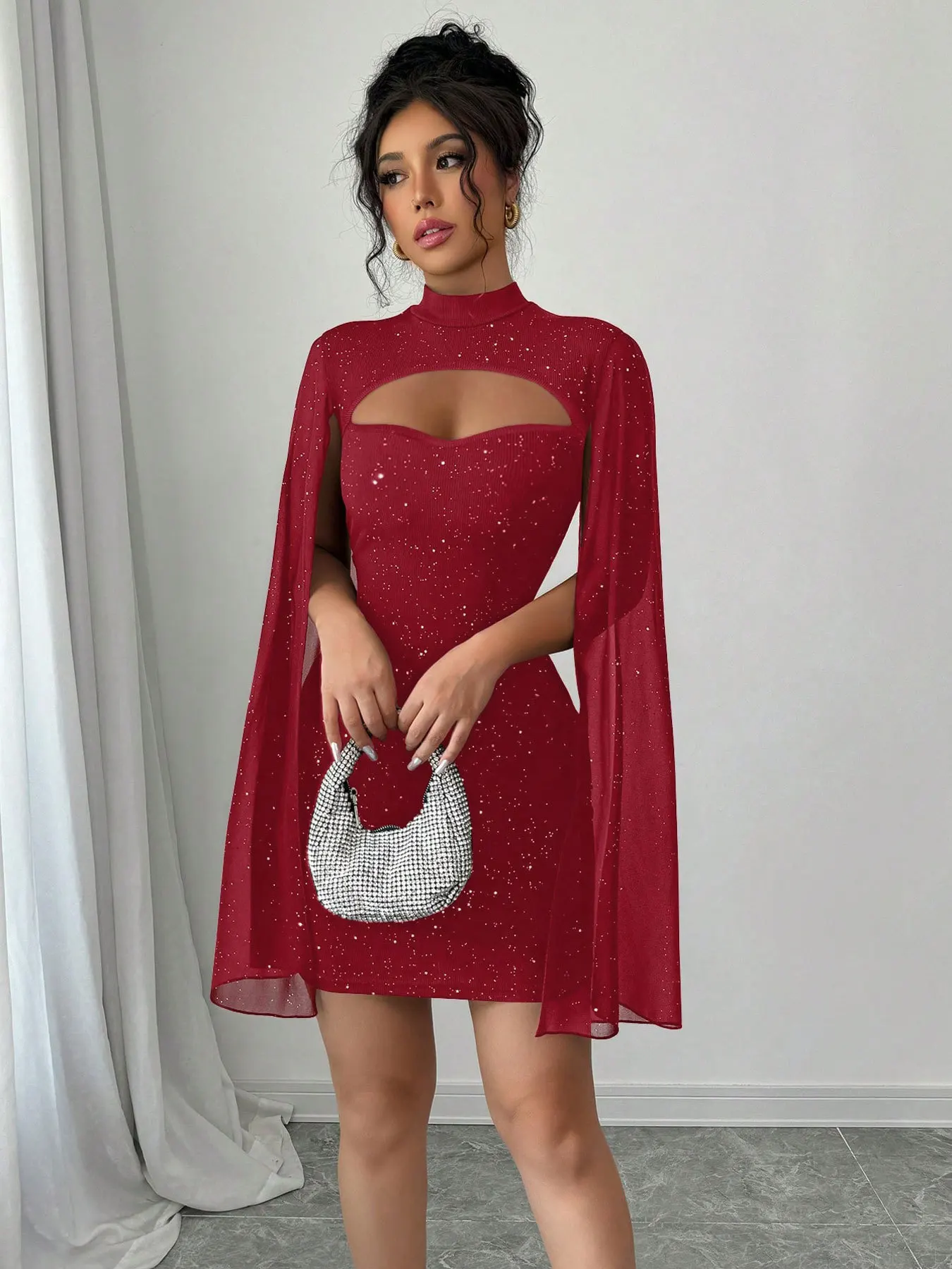 New Fashion Women's Round Neck Ribbed Pearl Chiffon Cape Bodycon Dress
New Fashion Women's Round Neck Ribbed Pearl Chiffon Cape Bodycon Dress