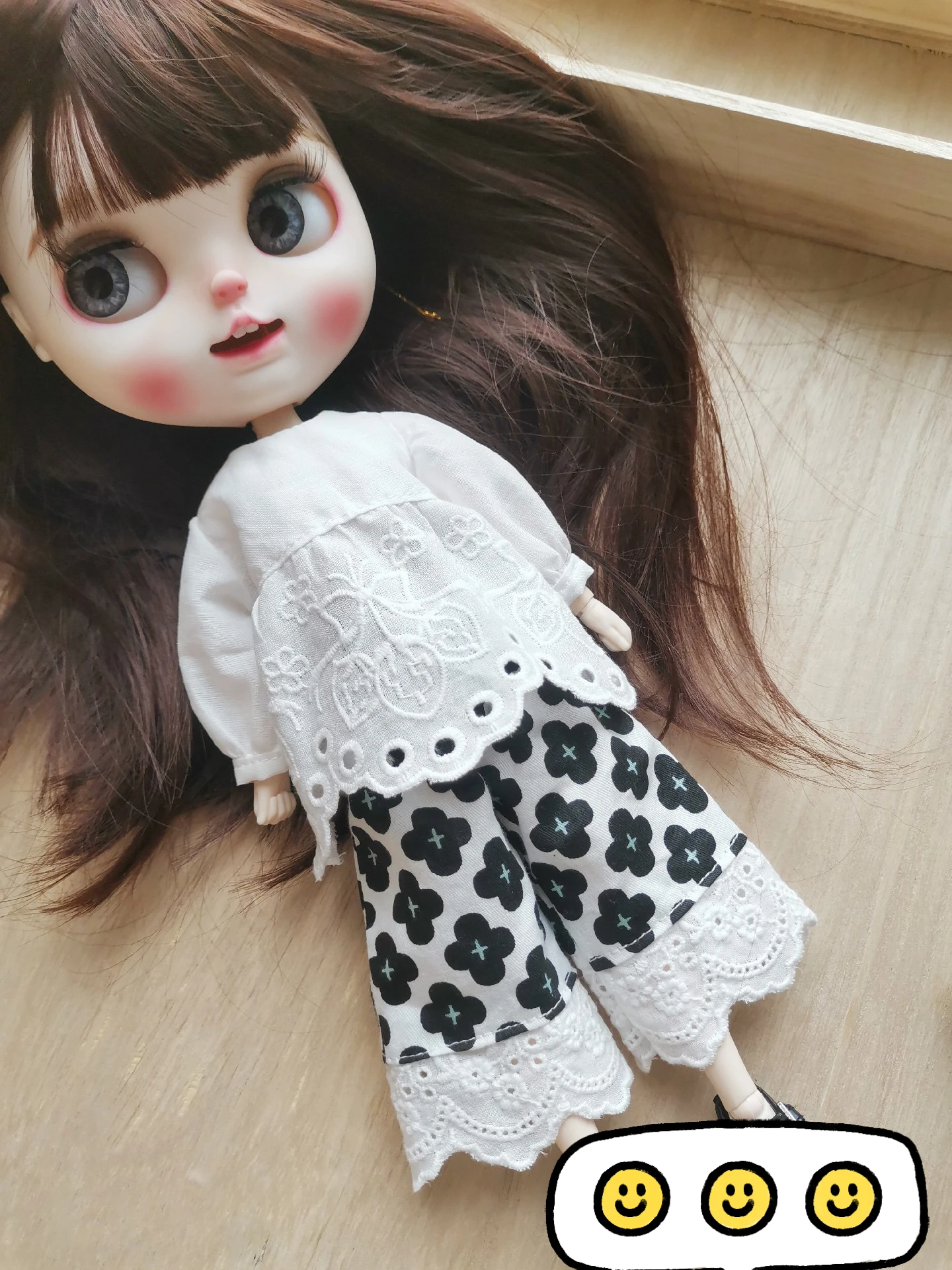 Одежда для куклы Dula, черно-белая юбка Blythe Qbaby ob24 ob22 Azone Licca ICY jerfish 1/6, аксессуары для кукол Bjd
Одежда для куклы Dula, черно-белая юбка Blythe Qbaby ob24 ob22 Azone Licca ICY jerfish 1/6, аксессуары для кукол Bjd