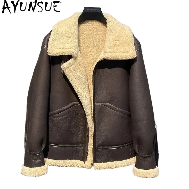 AYUNSUE Real Leather Men's and Women's Jacket Sheepskin Coat Nature Fur Coat Mens Flight Leather Jacket Casaco De Pele Masculino
AYUNSUE Real Leather Men's and Women's Jacket Sheepskin Coat Nature Fur Coat Mens Flight Leather Jacket Casaco De Pele Masculino