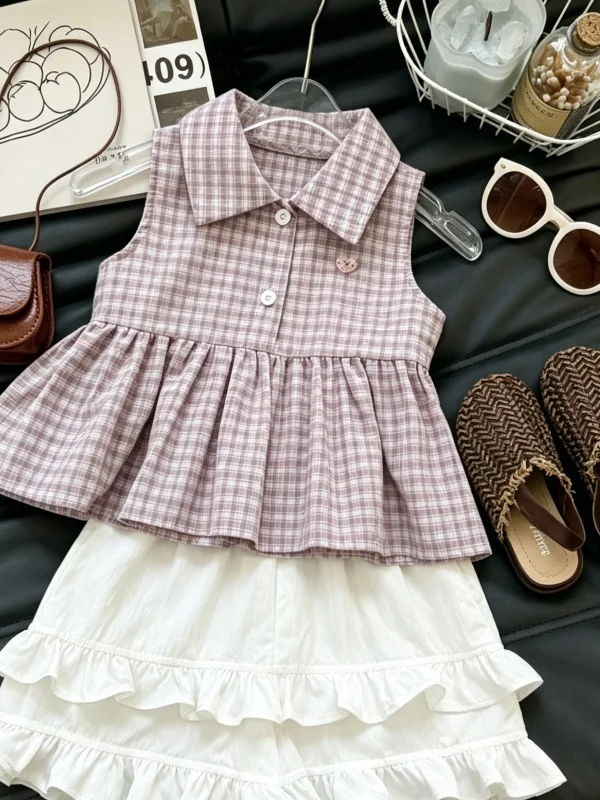 Fashionable Girls Outfit Summer 2026 Korean College Style Sleeveless Plaid Vest Ruffle Shorts Two-Piece Set Breathable Short ...
Fashionable Girls Outfit Summer 2026 Korean College Style Sleeveless Plaid Vest Ruffle Shorts Two-Piece Set Breathable Short ...