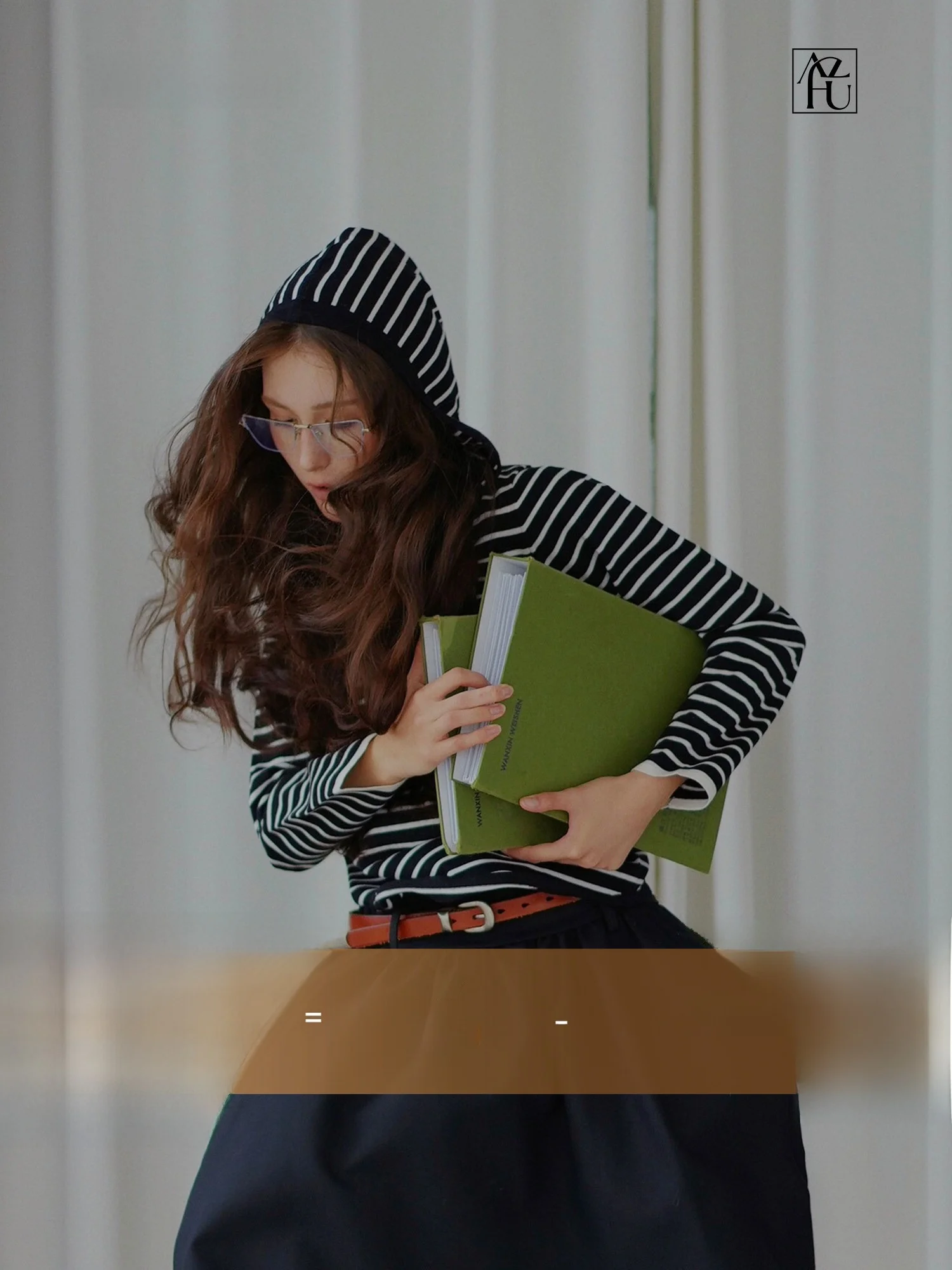 Женская удлиненная толстовка AZHU из смесовой шерсти, вязаная, повседневная, в полоску, для ношения под одеждой, из полиэстера, акрила, нейлона
Женская удлиненная толстовка AZHU из смесовой шерсти, вязаная, повседневная, в полоску, для ношения под одеждой, из полиэстера, акрила, нейлона