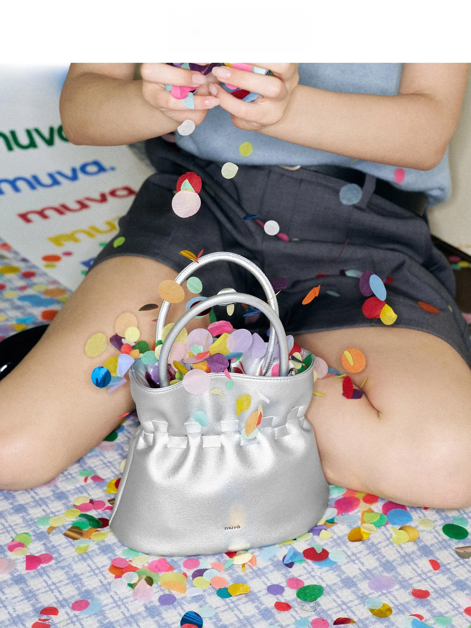 MUVA Ele Pleated Knot Buet Bag Handbag Single oulder Crossbody Lightweight Faionable Original Design New ...
MUVA Ele Pleated Knot Buet Bag Handbag Single oulder Crossbody Lightweight Faionable Original Design New ...