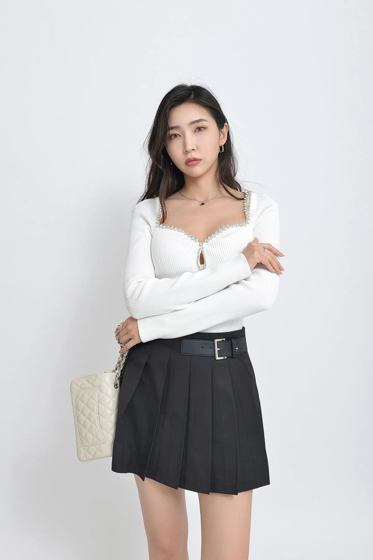 Square Neckline with Diamond Inlay Knitwear for Women Slim Fit Base Knit Sweater Female Pullover Tops
Square Neckline with Diamond Inlay Knitwear for Women Slim Fit Base Knit Sweater Female Pullover Tops