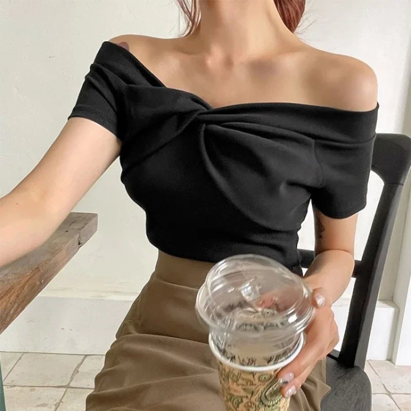 Off Shoulder Sexy Shirt Women T-Shirt Short Sleeve Korean Style Slim Basic Elasticity Top Womens Cropped T Shirt Femme 2025
Off Shoulder Sexy Shirt Women T-Shirt Short Sleeve Korean Style Slim Basic Elasticity Top Womens Cropped T Shirt Femme 2025