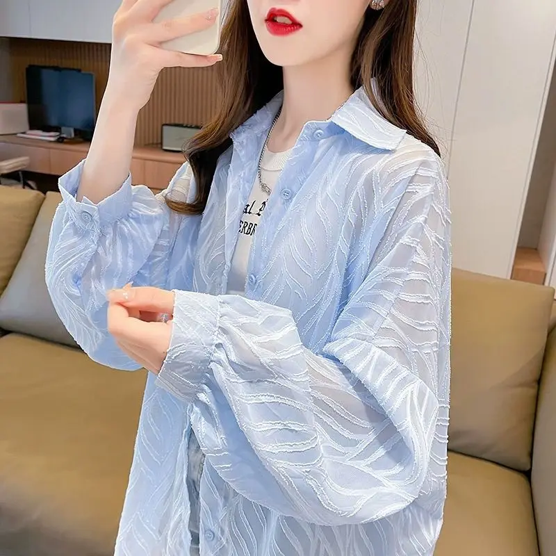 Ice Silk Breathable Thin Chiffon Sunscreen Clothes for Women 2025 New Summer Large Size Korean Style Fashionable Shirt Jacket
Ice Silk Breathable Thin Chiffon Sunscreen Clothes for Women 2025 New Summer Large Size Korean Style Fashionable Shirt Jacket