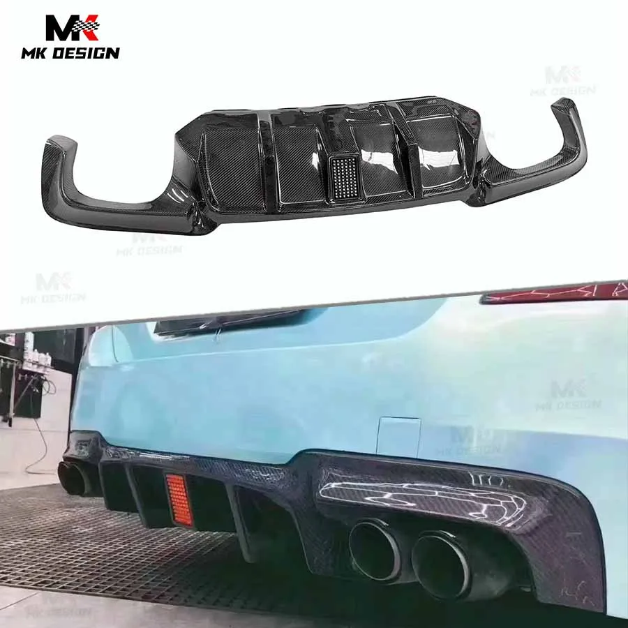 Carbon Fiber Rear Bumper Lip Diffuser With LED Light for BMW M5 F10 F18 2011-2016 Rear Diffuser Bumper Lip Splitter Auto Parts
Carbon Fiber Rear Bumper Lip Diffuser With LED Light for BMW M5 F10 F18 2011-2016 Rear Diffuser Bumper Lip Splitter Auto Parts