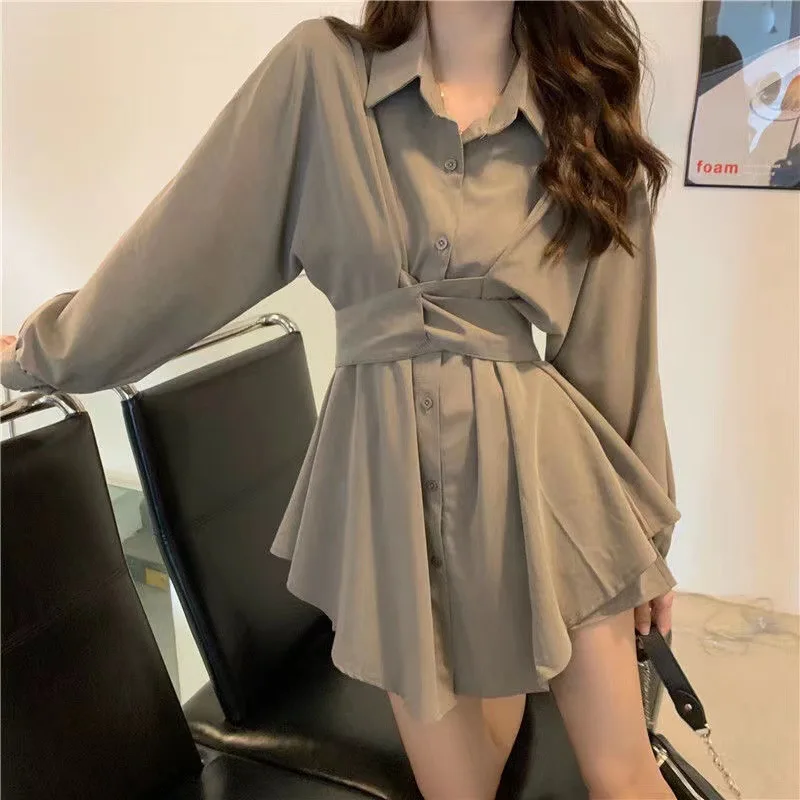 Vintage Korean shirt blouse 2025 early spring new loose Hong Kong style foreign style skirt autumn trend
Vintage Korean shirt blouse 2025 early spring new loose Hong Kong style foreign style skirt autumn trend