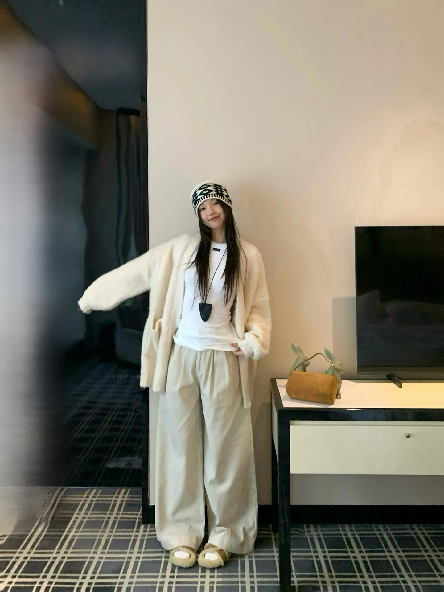 Low Waist Wide Leg Pants Casual Drapey Women's Autumn High Waist Pleated Straight Leg Loose Floor-Length Trousers
Low Waist Wide Leg Pants Casual Drapey Women's Autumn High Waist Pleated Straight Leg Loose Floor-Length Trousers