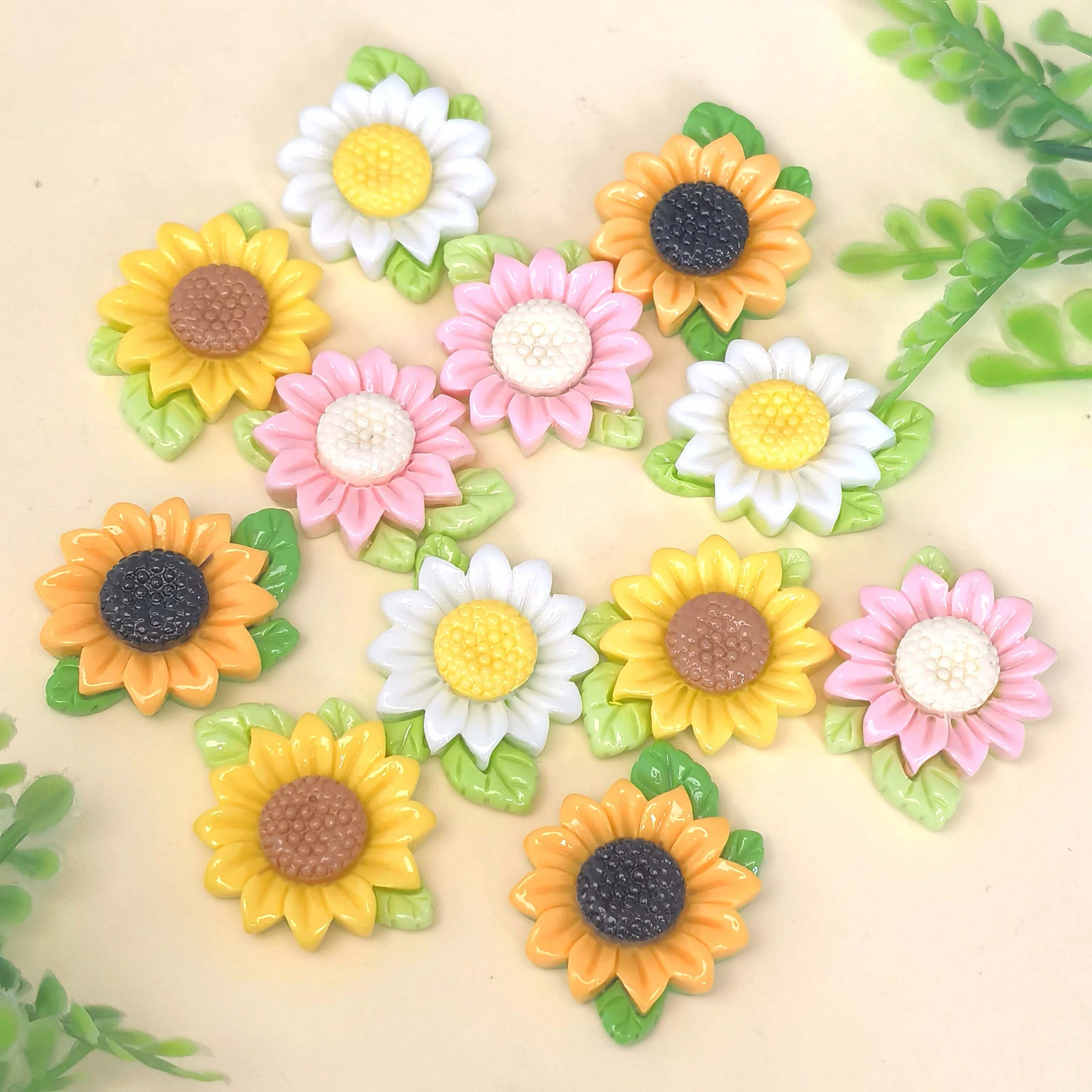 27X20 мм зеленый лист подсолнух смола кабошон ювелирные изделия DIY аксессуары для волос чехлы для телефонов Декор
27X20 мм зеленый лист подсолнух смола кабошон ювелирные изделия DIY аксессуары для волос чехлы для телефонов Декор