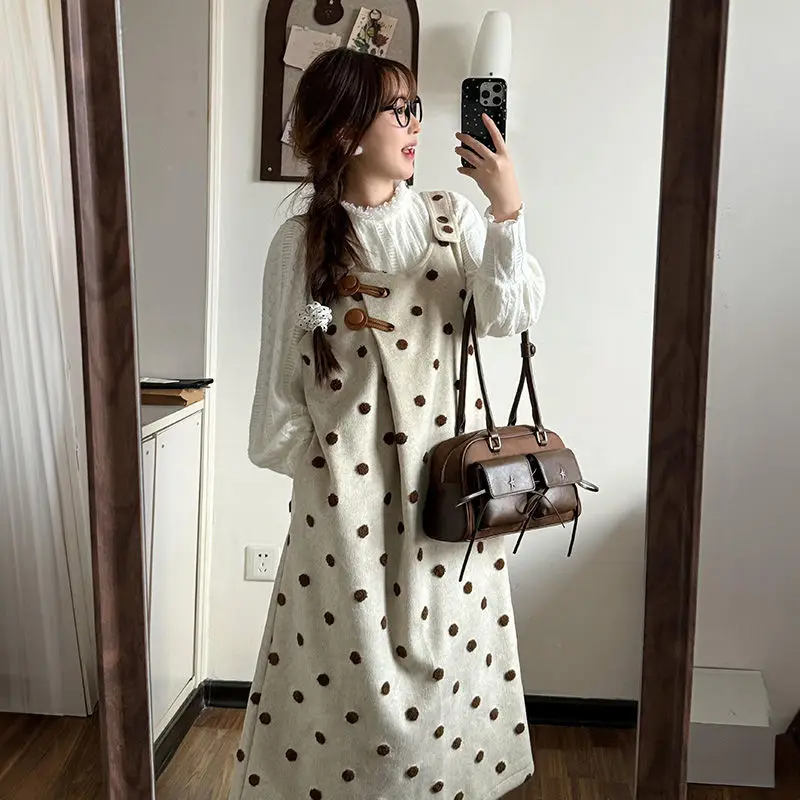 Light Mature Style Two-Piece Lace High-End Top Polka Dot Vest Dress Women'S Spring Autumn New Loose Design Set
Light Mature Style Two-Piece Lace High-End Top Polka Dot Vest Dress Women'S Spring Autumn New Loose Design Set