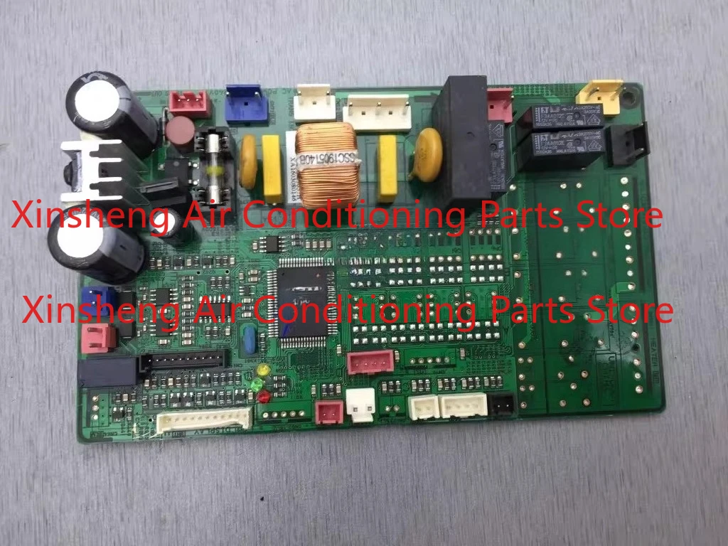 Applicable to Samsung central air conditioning computer board DB93-09057H/D/C/E/G air duct machine control board DB41-00364A
Applicable to Samsung central air conditioning computer board DB93-09057H/D/C/E/G air duct machine control board DB41-00364A