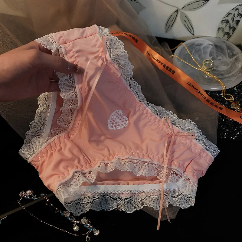 Lolita Women's Sexy Lace Trim Panties Plus Size Low-waist Briefs With Heart Embroidery Multi-color Options
Lolita Women's Sexy Lace Trim Panties Plus Size Low-waist Briefs With Heart Embroidery Multi-color Options