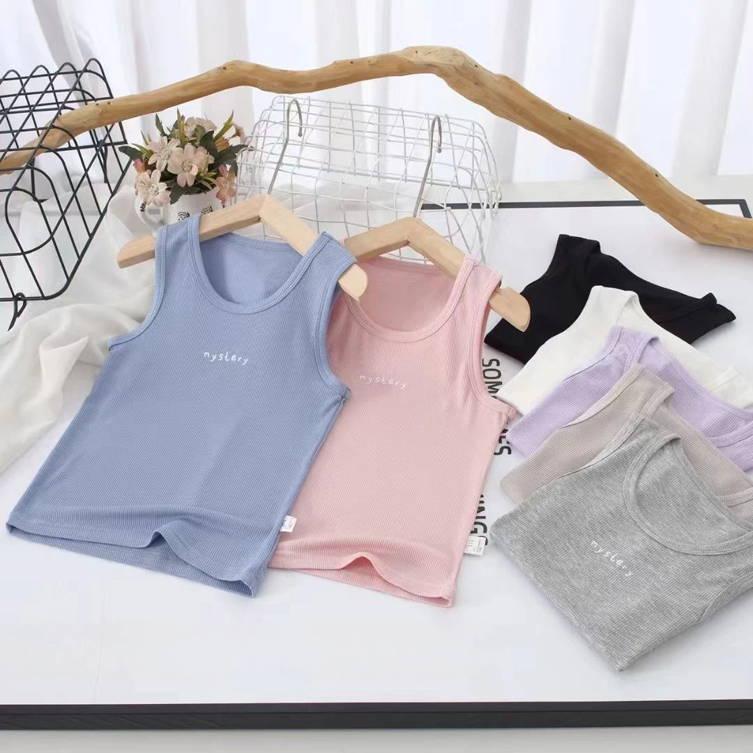 Wholesale vest Korean version sleeveless for boys and girls solid color medium and large children's top
Wholesale vest Korean version sleeveless for boys and girls solid color medium and large children's top