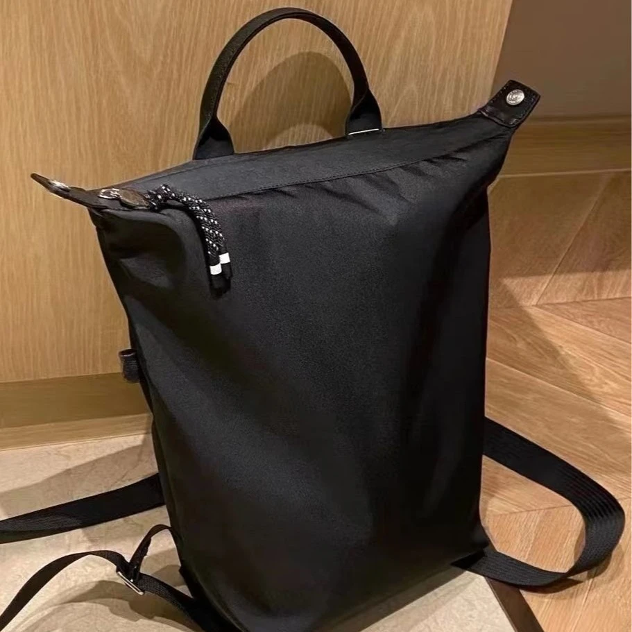 Backpack Nylon Waterproof Large Capacity Travel Backpack, Daily Commuter Bag, Thickened Large-capacity Lightweight Laptop Bag
Backpack Nylon Waterproof Large Capacity Travel Backpack, Daily Commuter Bag, Thickened Large-capacity Lightweight Laptop Bag