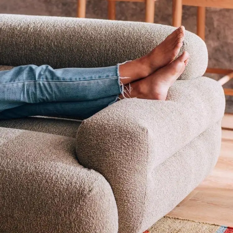 Cream style fabric toast sofa Modern simple small apartment living room lamb wool straight row high backrest fabric sofa
Cream style fabric toast sofa Modern simple small apartment living room lamb wool straight row high backrest fabric sofa