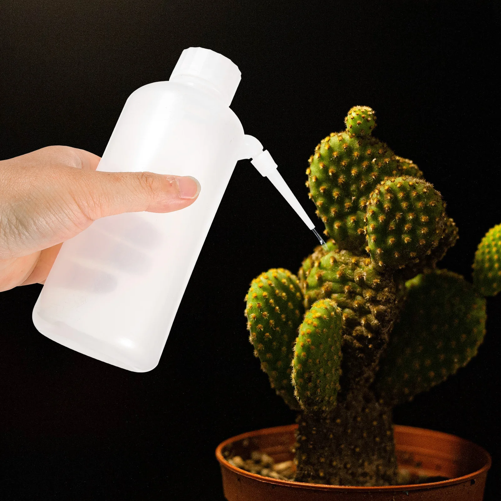 2pcs Side Mouth Watering Bottle Plastic Squeeze Garden Supply Lightweight Portable Hanging Plants Wash Cleaning Bottles Empty
2pcs Side Mouth Watering Bottle Plastic Squeeze Garden Supply Lightweight Portable Hanging Plants Wash Cleaning Bottles Empty